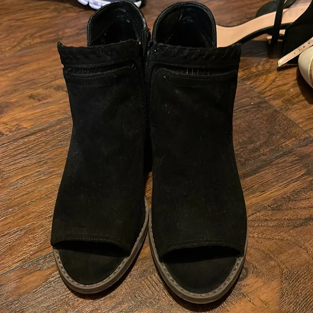 Block fall booties - Picture 1 of 3